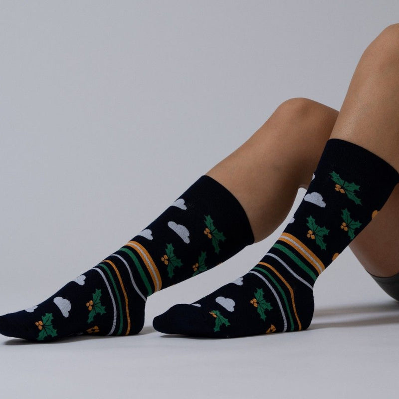 10 Features That Make Custom Socks the Ultimate Swag for Employee Onboarding Kits