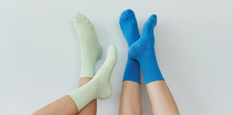 How to Choose the Best Custom Combed Cotton Socks (Men & Women) – A Complete Guide